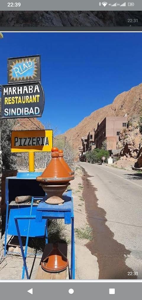 Hotel Riad Pizzeria Marhaba Akhendachou n'Ait Ouffi Esterno foto